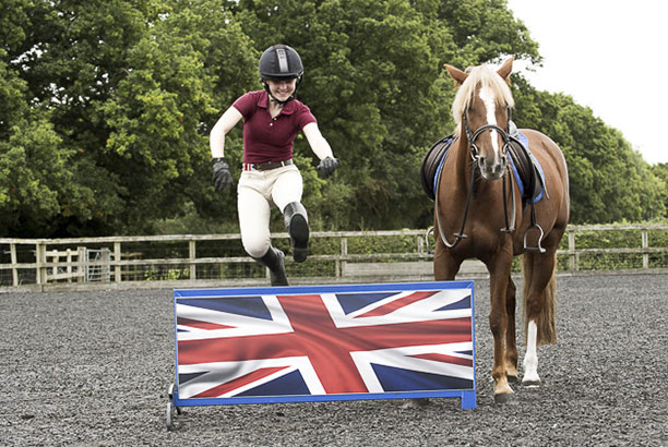 Vacances pour tous - colonies de vacances  - Ceyzériat - Équitation, loisirs et anglais