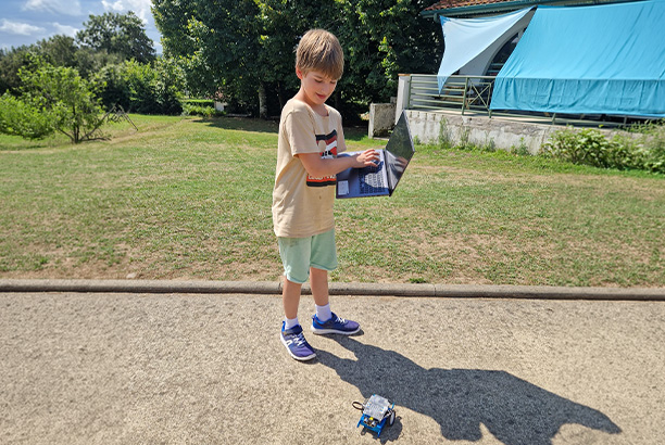 Vacances pour tous - colonies de vacances  - Cassen - Robotique
